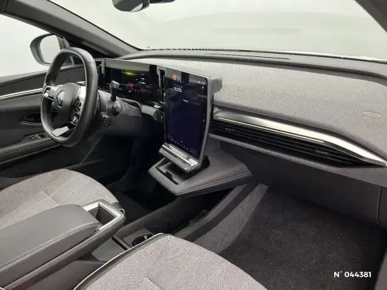 RENAULT MEGANE V - voiture d'occasion - Photo 10