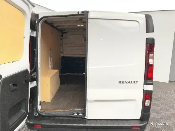 RENAULT TRAFIC FG III - voiture d'occasion - Photo 7
