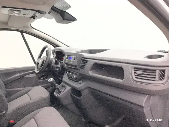 RENAULT TRAFIC FG III - voiture d'occasion - Photo 10