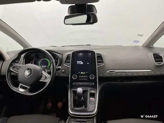 RENAULT SCENIC IV - voiture d'occasion - Photo 9