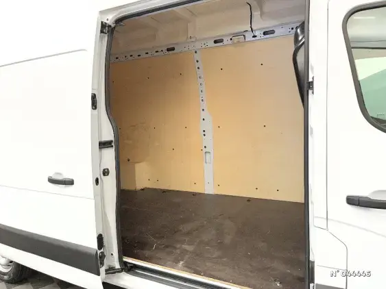 RENAULT MASTER FG III - voiture d'occasion - Photo 11
