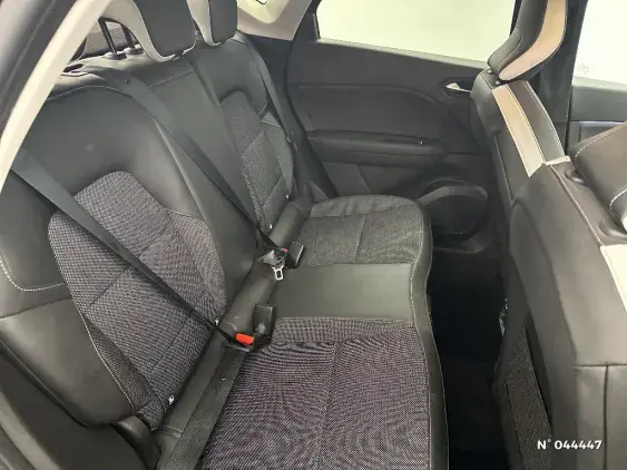 RENAULT CAPTUR II - voiture d'occasion - Photo 11