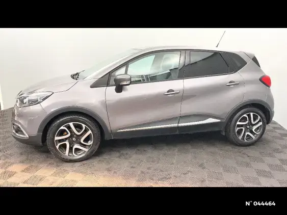RENAULT CAPTUR - voiture d'occasion - Photo 2