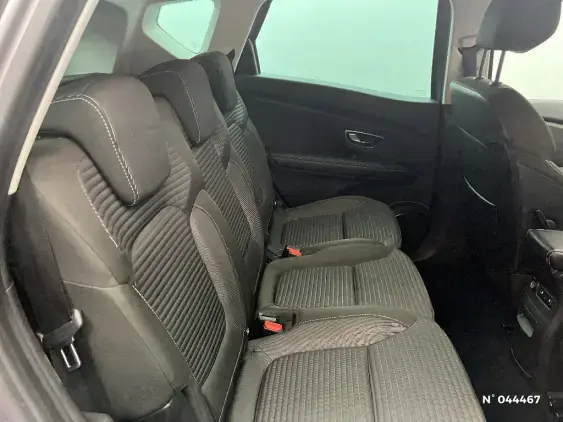 RENAULT SCENIC IV - voiture d'occasion - Photo 11
