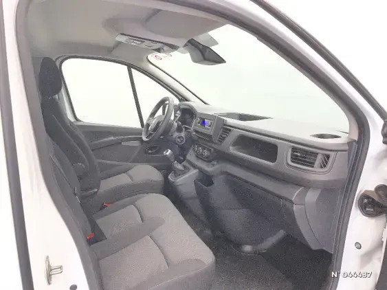 RENAULT TRAFIC FG III - voiture d'occasion - Photo 10