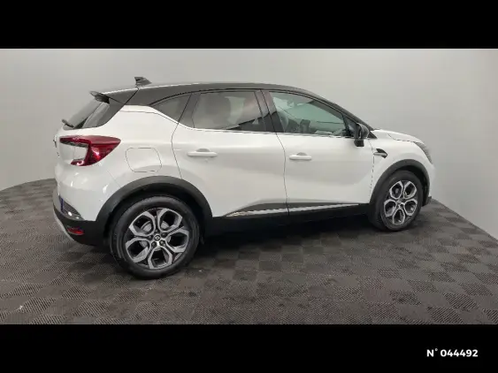 RENAULT CAPTUR II - voiture d'occasion - Photo 5