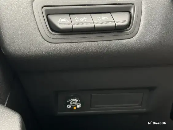 RENAULT CAPTUR II - voiture d'occasion - Photo 15