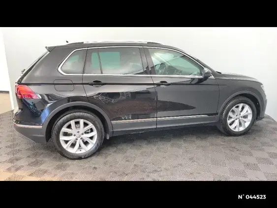 VOLKSWAGEN TIGUAN II - voiture d'occasion - Photo 5