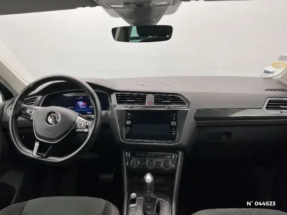 VOLKSWAGEN TIGUAN II - voiture d'occasion - Photo 9