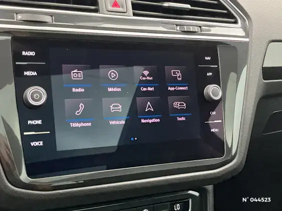 VOLKSWAGEN TIGUAN II - voiture d'occasion - Photo 13