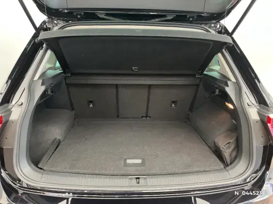 VOLKSWAGEN TIGUAN II - voiture d'occasion - Photo 7