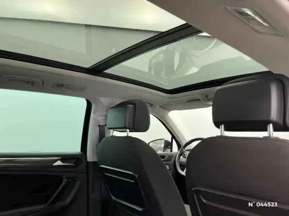 VOLKSWAGEN TIGUAN II - voiture d'occasion - Photo 26