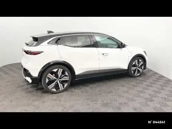 RENAULT MEGANE V - voiture d'occasion - Photo 5