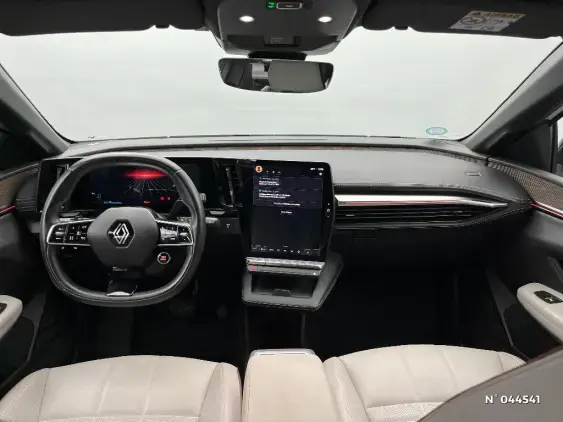 RENAULT MEGANE V - voiture d'occasion - Photo 9