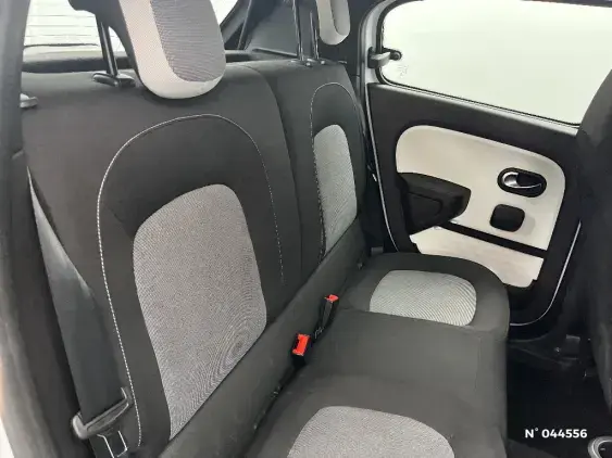 RENAULT TWINGO III - voiture d'occasion - Photo 10