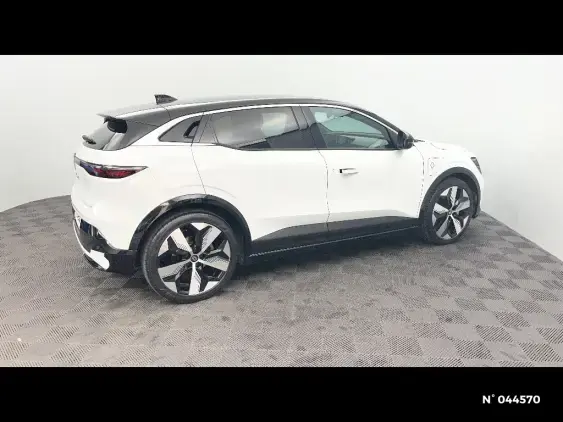 RENAULT MEGANE V - voiture d'occasion - Photo 5