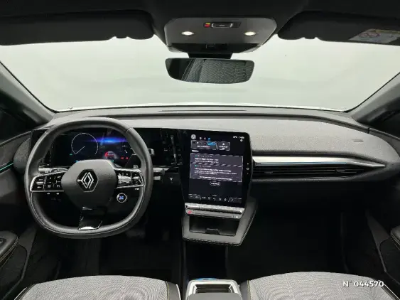 RENAULT MEGANE V - voiture d'occasion - Photo 9