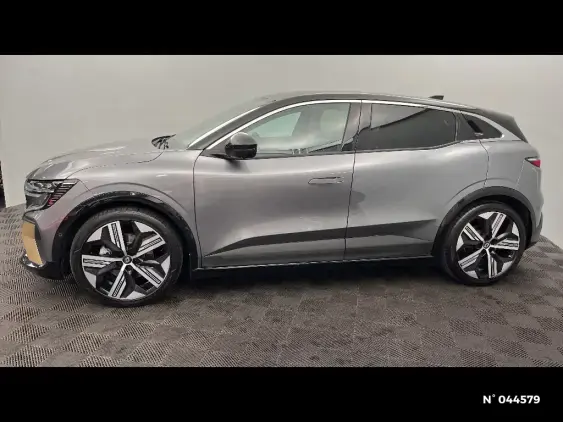 RENAULT MEGANE V - voiture d'occasion - Photo 2