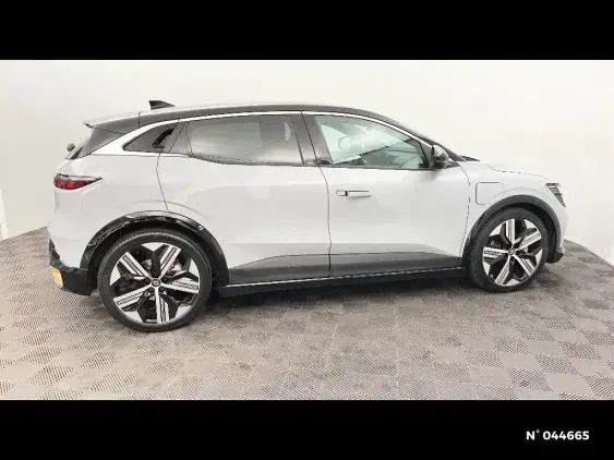 RENAULT MEGANE V - voiture d'occasion - Photo 5