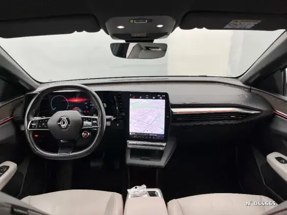 RENAULT MEGANE V - voiture d'occasion - Photo 9