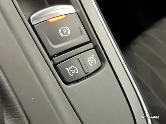 RENAULT SCENIC IV - voiture d'occasion - Photo 15