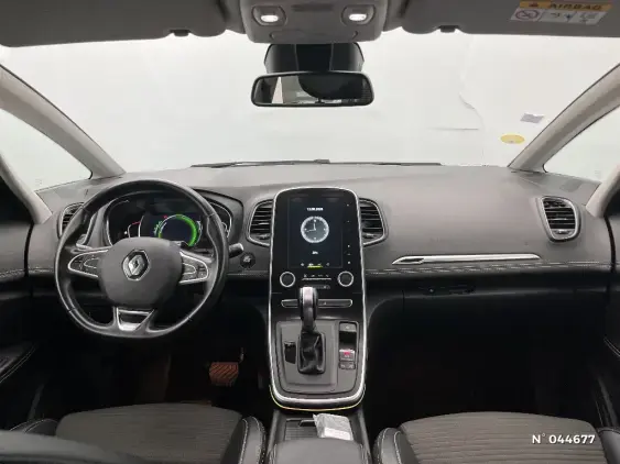 RENAULT SCENIC IV - voiture d'occasion - Photo 9