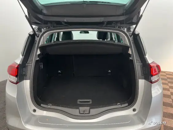 RENAULT SCENIC IV - voiture d'occasion - Photo 7