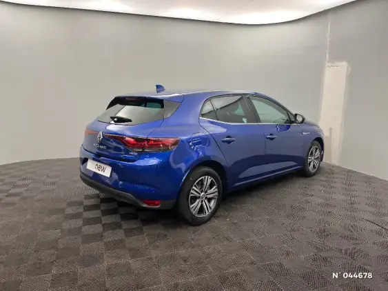 RENAULT MEGANE IV - voiture d'occasion - Photo 4