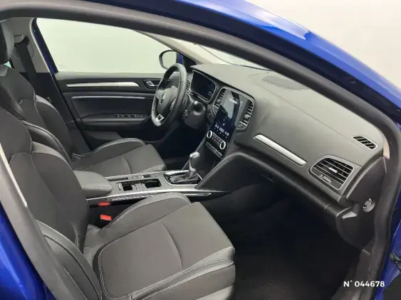 RENAULT MEGANE IV - voiture d'occasion - Photo 10
