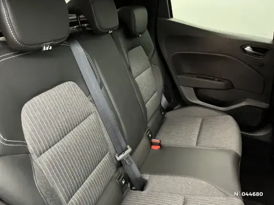 RENAULT CLIO V - voiture d'occasion - Photo 11