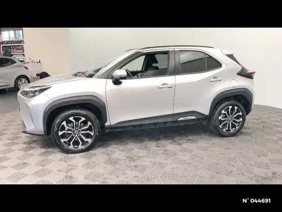 TOYOTA YARIS CROSS I - voiture d'occasion - Photo 2