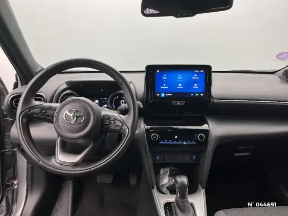 TOYOTA YARIS CROSS I - voiture d'occasion - Photo 9