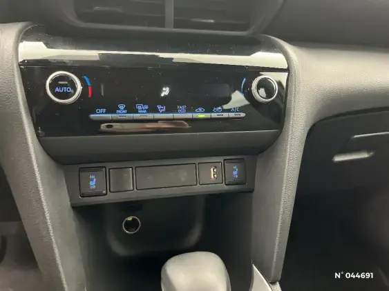 TOYOTA YARIS CROSS I - voiture d'occasion - Photo 15
