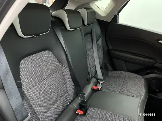 RENAULT CAPTUR II - voiture d'occasion - Photo 11