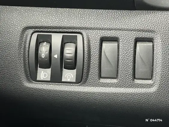 RENAULT CLIO ESTATE IV - voiture d'occasion - Photo 15