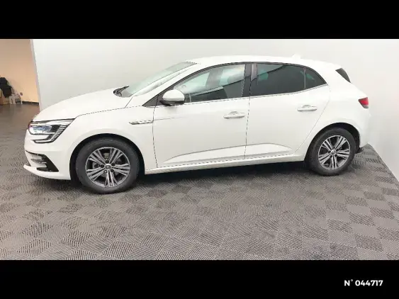RENAULT MEGANE IV - voiture d'occasion - Photo 2