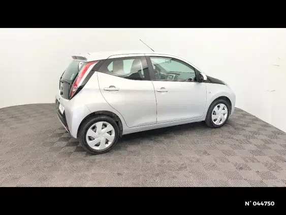 TOYOTA AYGO II - voiture d'occasion - Photo 5