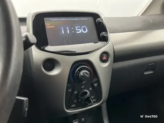 TOYOTA AYGO II - voiture d'occasion - Photo 13