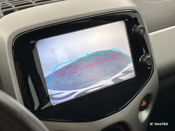 TOYOTA AYGO II - voiture d'occasion - Photo 14