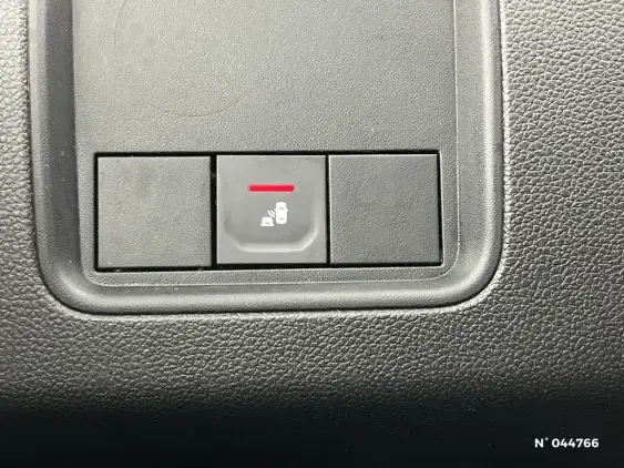DACIA DUSTER II - voiture d'occasion - Photo 15