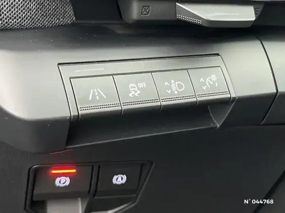 RENAULT MEGANE V - voiture d'occasion - Photo 15