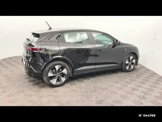 RENAULT MEGANE V - voiture d'occasion - Photo 5