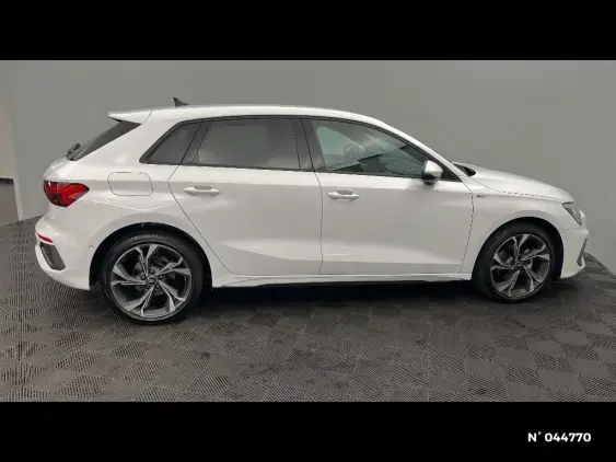 AUDI A3 SPORTBACK IV - voiture d'occasion - Photo 5