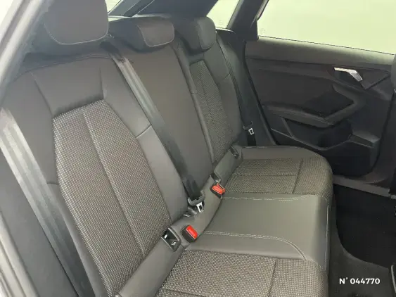 AUDI A3 SPORTBACK IV - voiture d'occasion - Photo 11