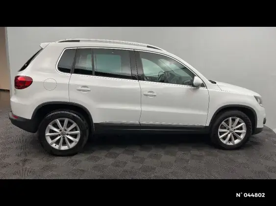 VOLKSWAGEN TIGUAN - voiture d'occasion - Photo 5