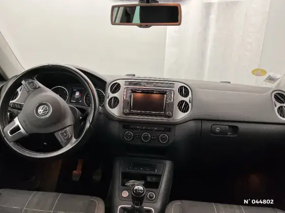 VOLKSWAGEN TIGUAN - voiture d'occasion - Photo 9