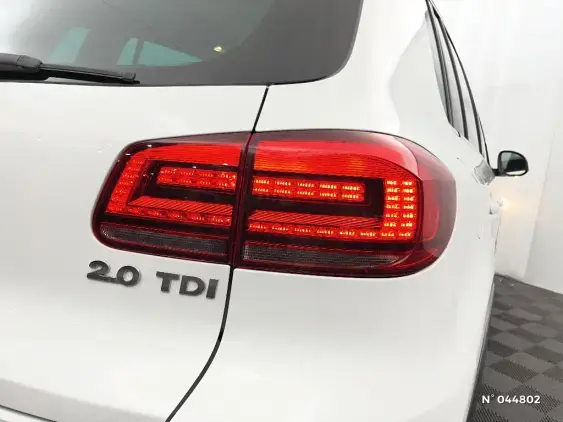 VOLKSWAGEN TIGUAN - voiture d'occasion - Photo 29