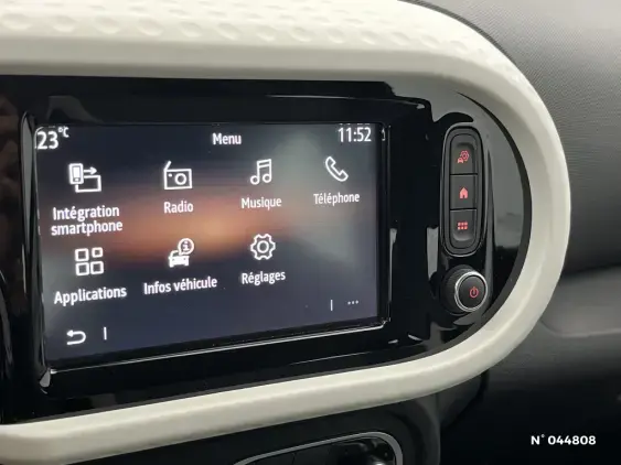 RENAULT TWINGO III - voiture d'occasion - Photo 13