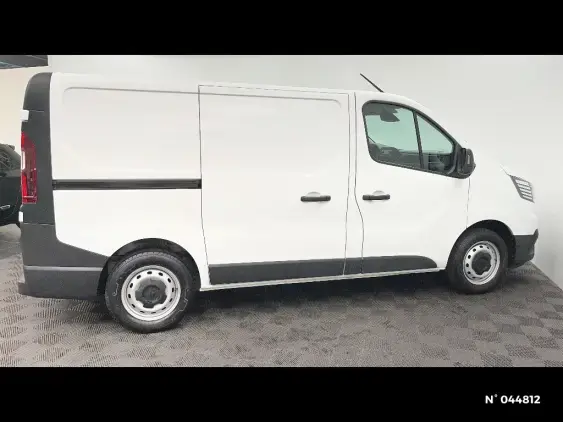 RENAULT TRAFIC FG III - voiture d'occasion - Photo 5