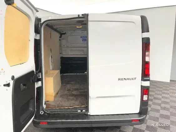 RENAULT TRAFIC FG III - voiture d'occasion - Photo 7